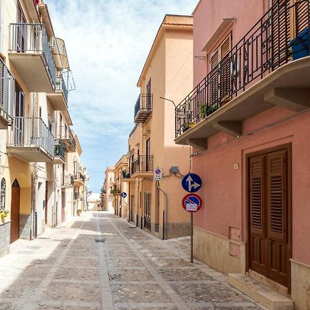 Domus Federiciana Hotel Castellammare del Golfo Exterior photo