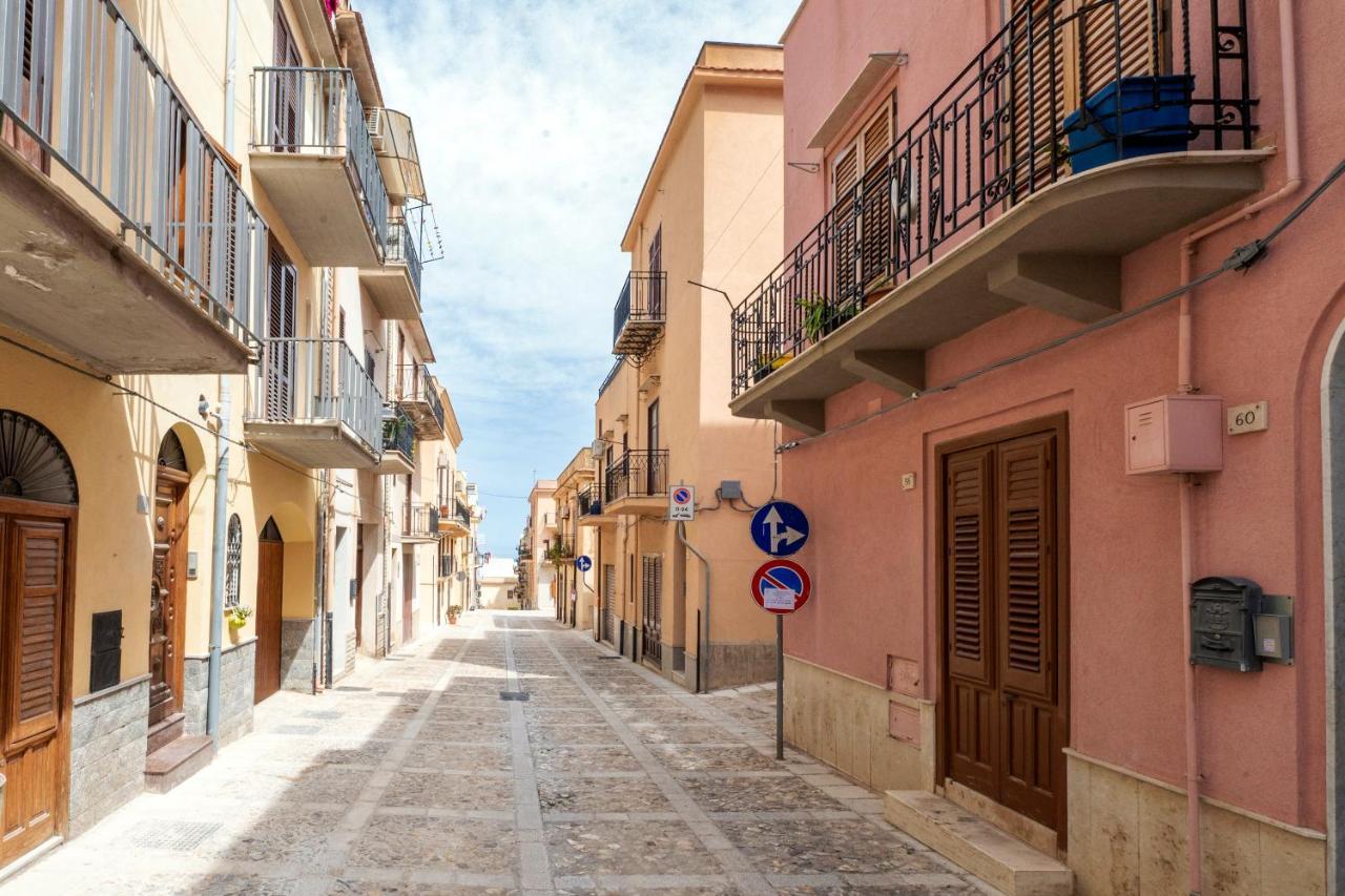 Domus Federiciana Hotel Castellammare del Golfo Exterior photo